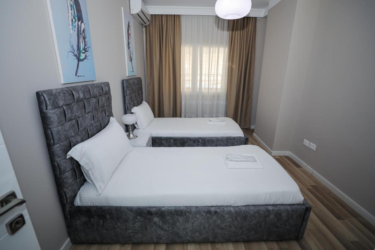 Miku Apartment -Outstanding Apartment At Taiwan Тирана Екстер'єр фото