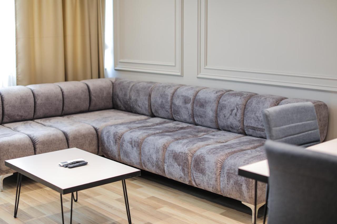 Miku Apartment -Outstanding Apartment At Taiwan Тирана Екстер'єр фото